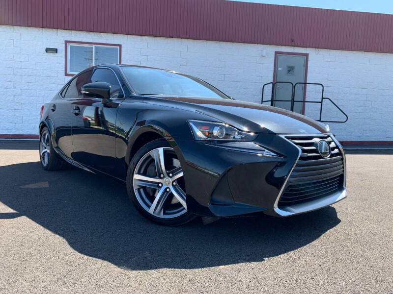 2017 Lexus IS 200t