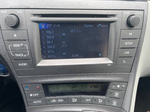 2015 Toyota Prius Four