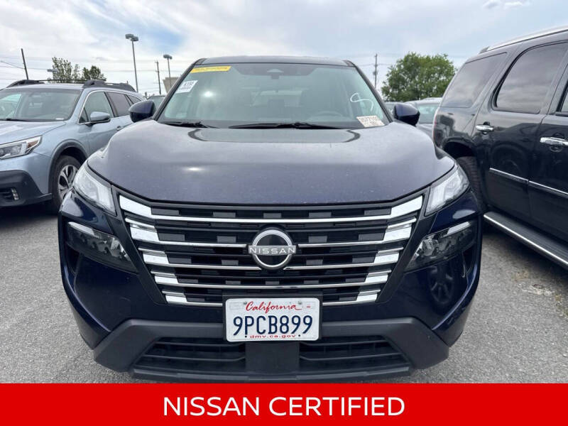 2025 Nissan Rogue SV