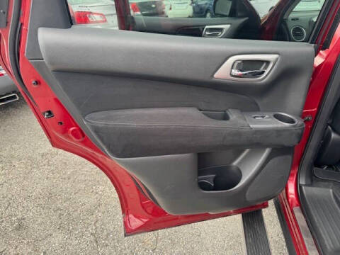 2014 Nissan Pathfinder SV