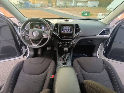 2019 Jeep Cherokee Latitude