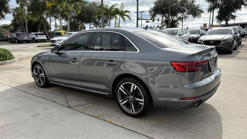 2017 Audi A4 2.0T quattro Prestige