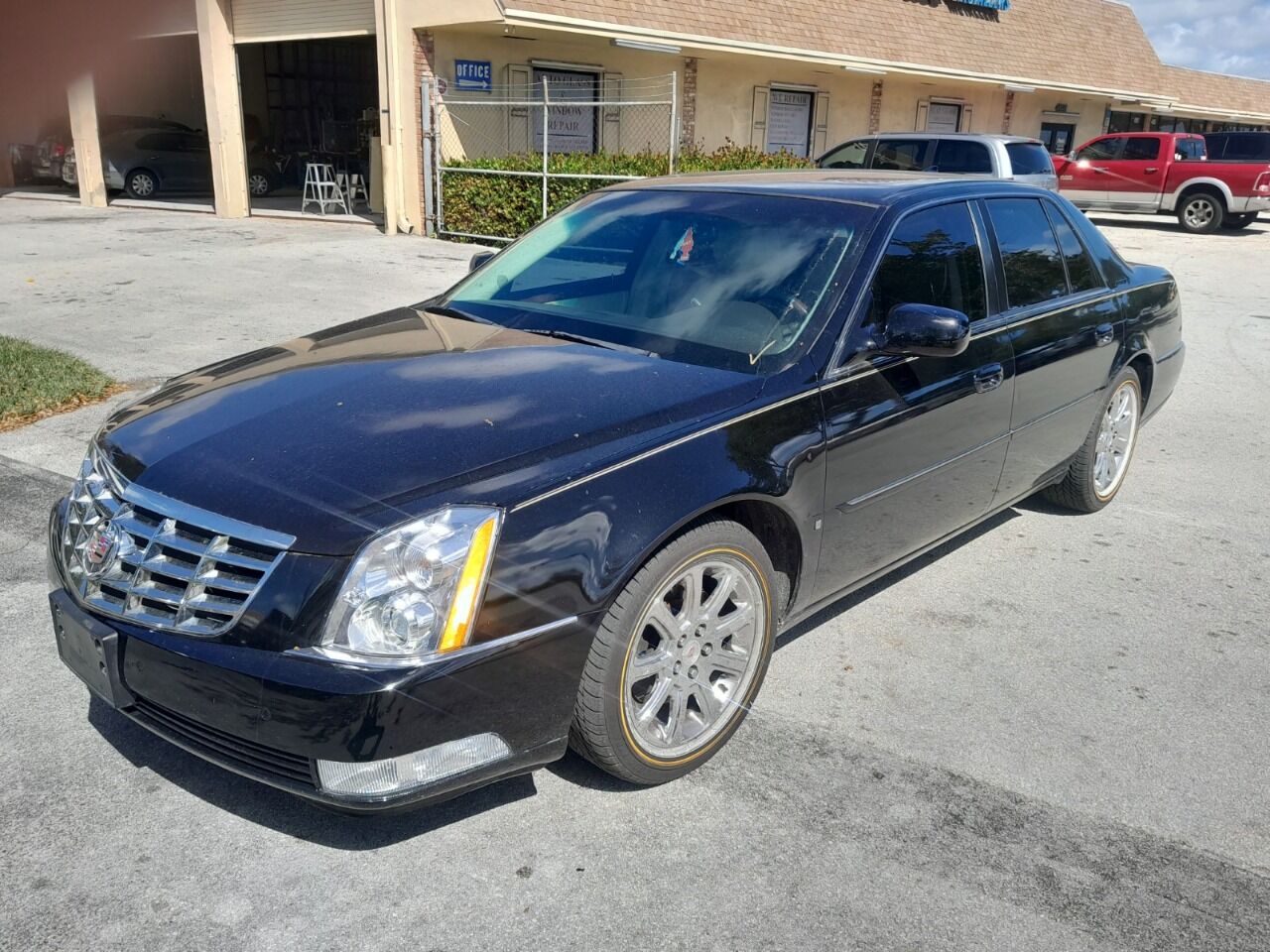 2009 Cadillac DTS  - $5,450