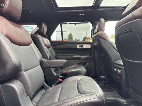 2020 Ford Explorer Platinum