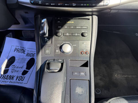 2011 Lexus CT 200h Premium