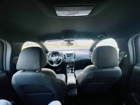 2017 Chevrolet Cruze LT Auto