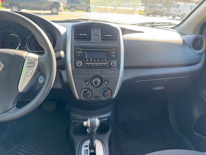 2016 Nissan Versa
