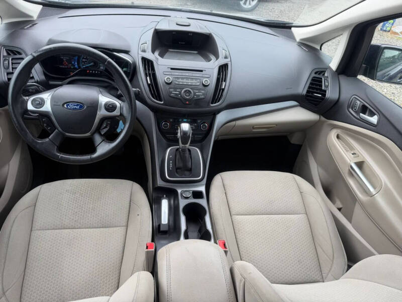 2017 Ford C-MAX Hybrid SE