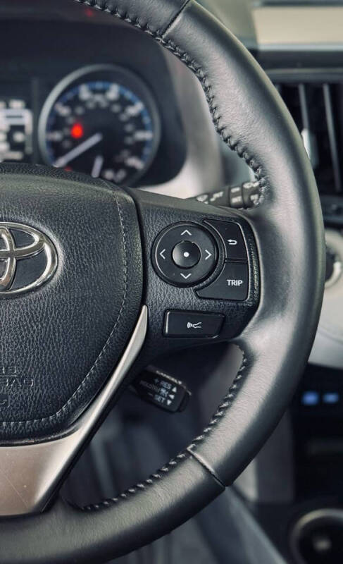 2018 Toyota RAV4 Adventure