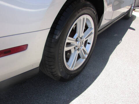 2012 Ford Mustang V6 Premium