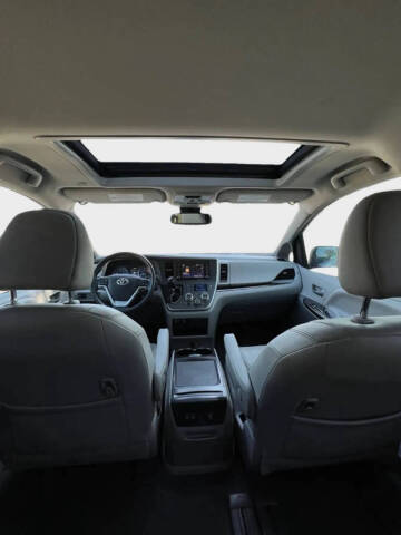 2020 Toyota Sienna