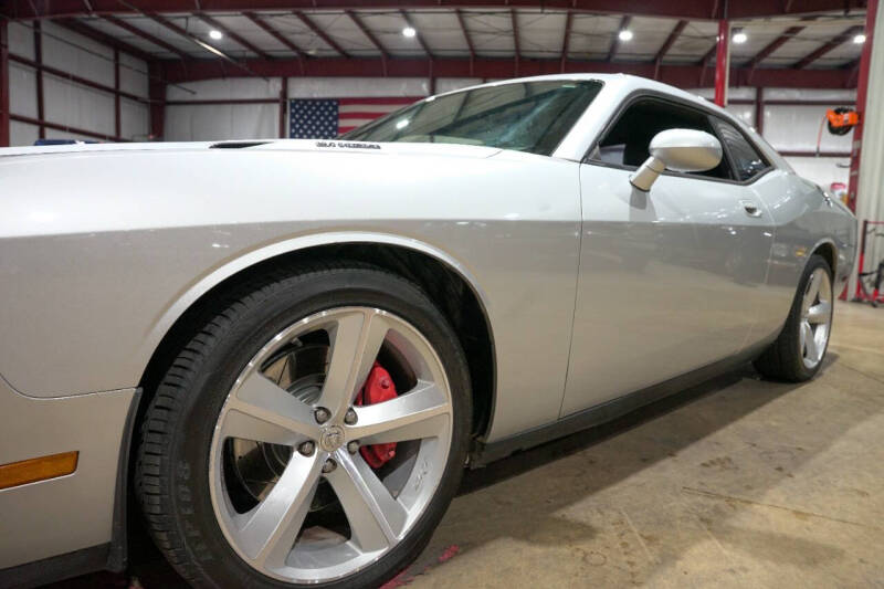 2009 Dodge Challenger SRT8