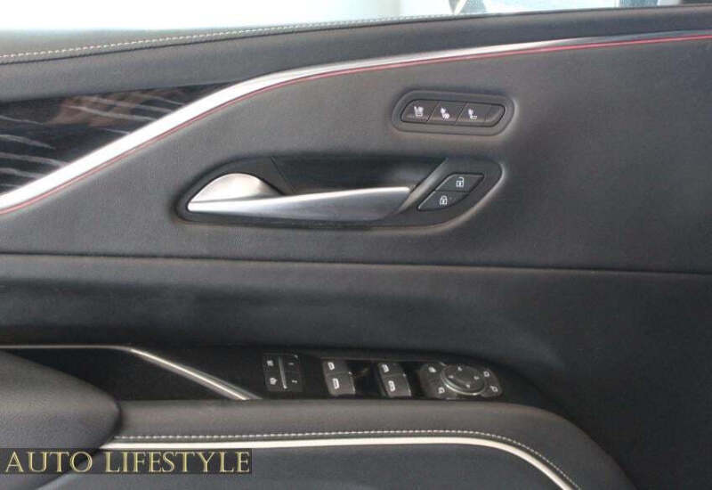 2023 Cadillac Escalade Sport