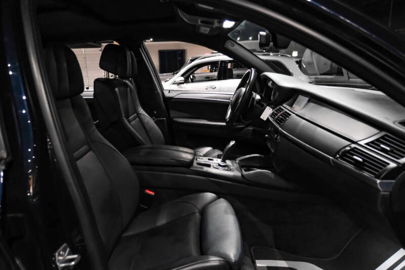 2014 BMW X6 M