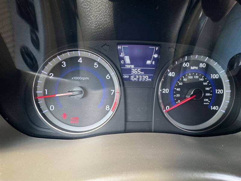 2012 Hyundai Accent GLS