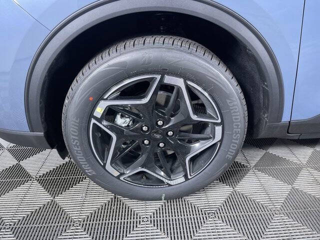 2026 Ford Escape Platinum