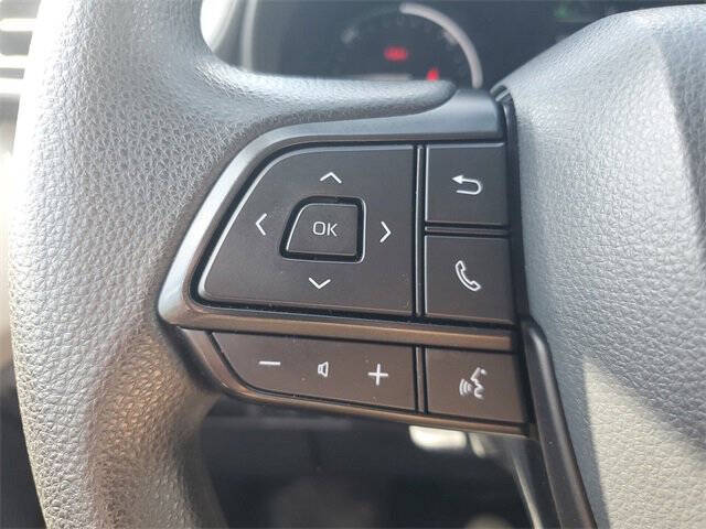 2022 Toyota Sienna LE 8-Passenger