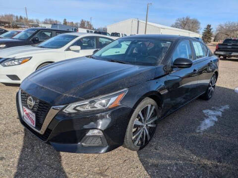 2022 Nissan Altima for sale at Scholtes Auto in Worthington MN