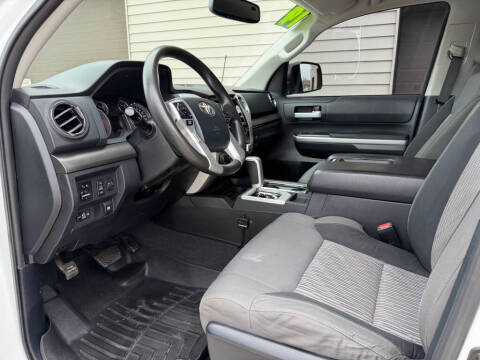 2014 Toyota Tundra SR5