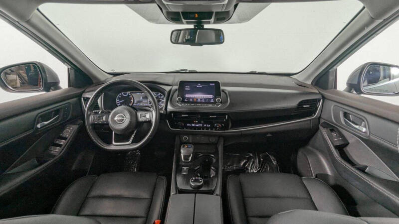 2022 Nissan Rogue SL