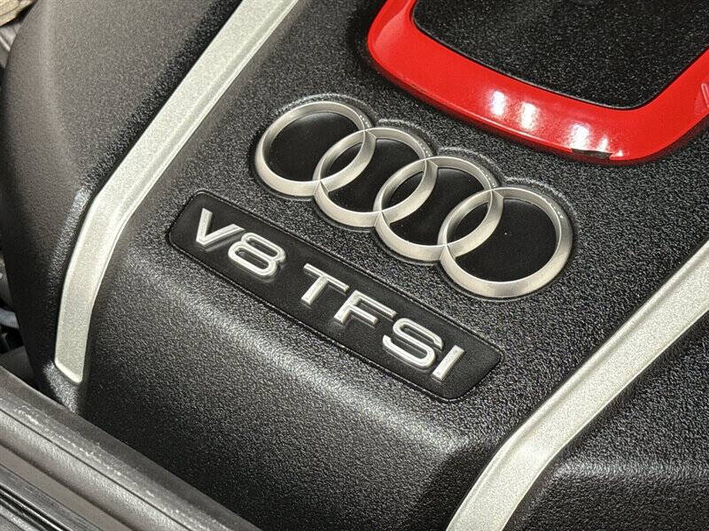 2015 Audi S8 4.0T quattro