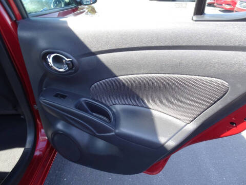 2017 Nissan Versa 1.6 S