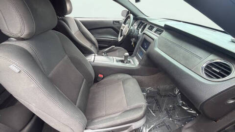 2014 Ford Mustang V6
