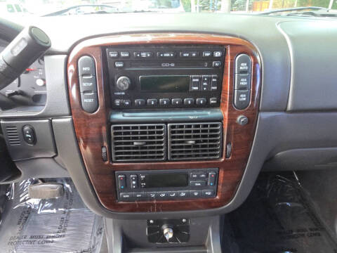 2003 Ford Explorer Limited