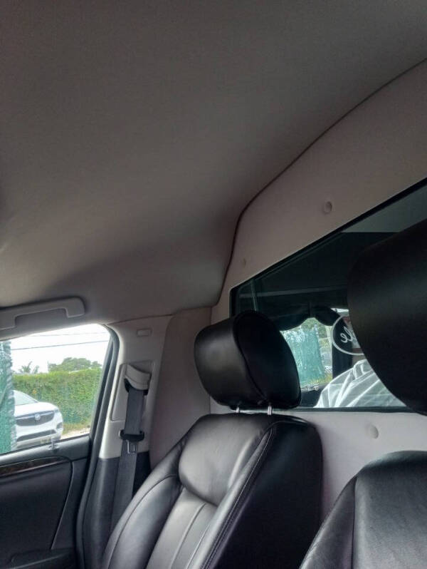 2011 Cadillac DTS Pro Coachbuilder Limo