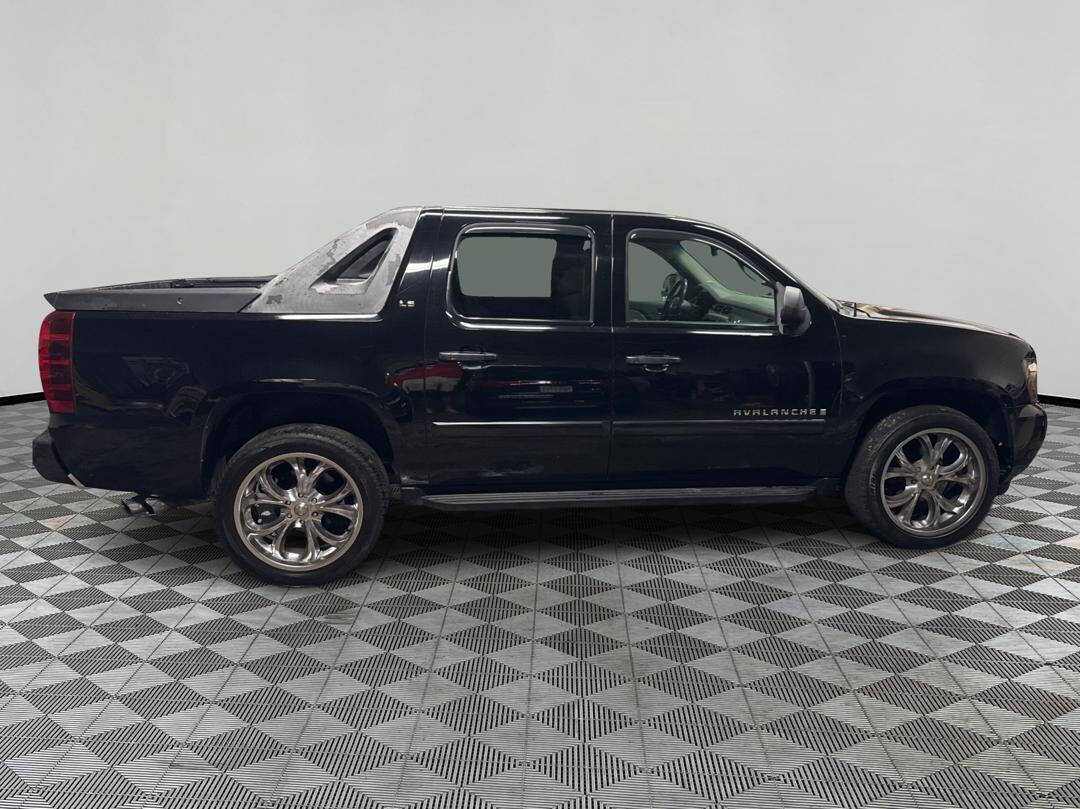 2008 Chevrolet Avalanche for sale at Paley Auto Group in Columbus, OH