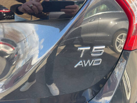 2015 Volvo V60 Cross Country T5 Platinum