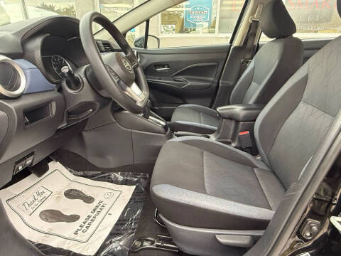 2023 Nissan Versa SV