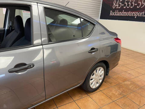 2016 Nissan Versa 1.6 S Plus