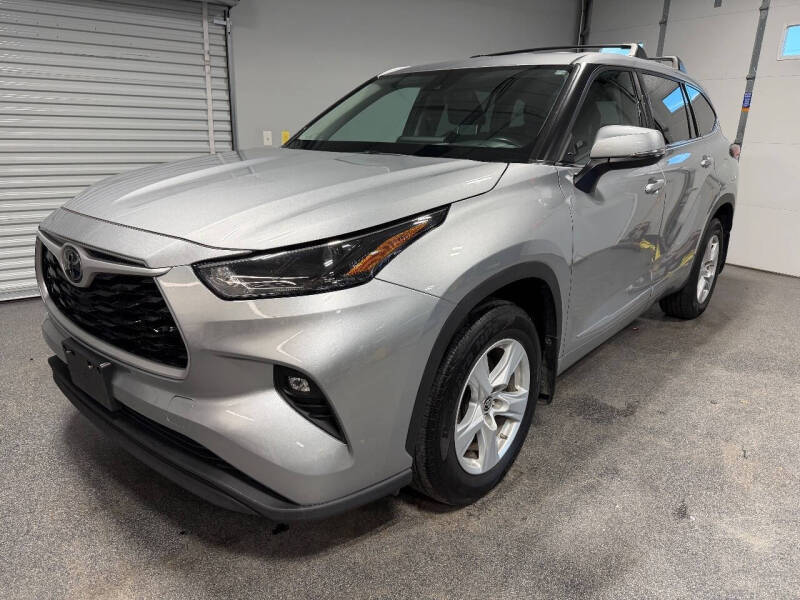 2022 Toyota Highlander LE