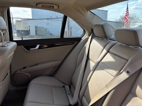 2014 Mercedes-Benz C-Class C 300 Luxury 4MATIC