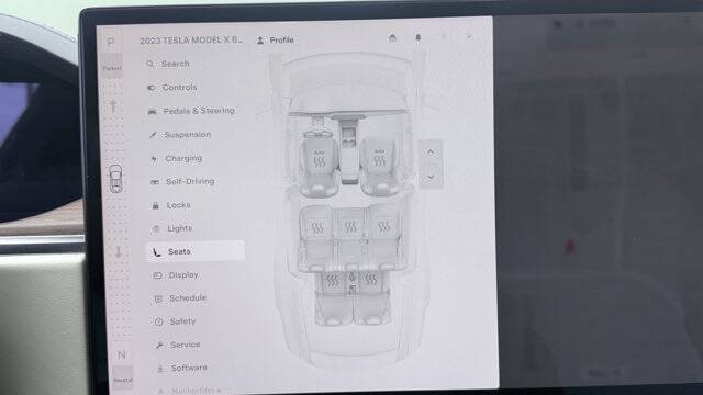 2023 Tesla Model X Standard Range