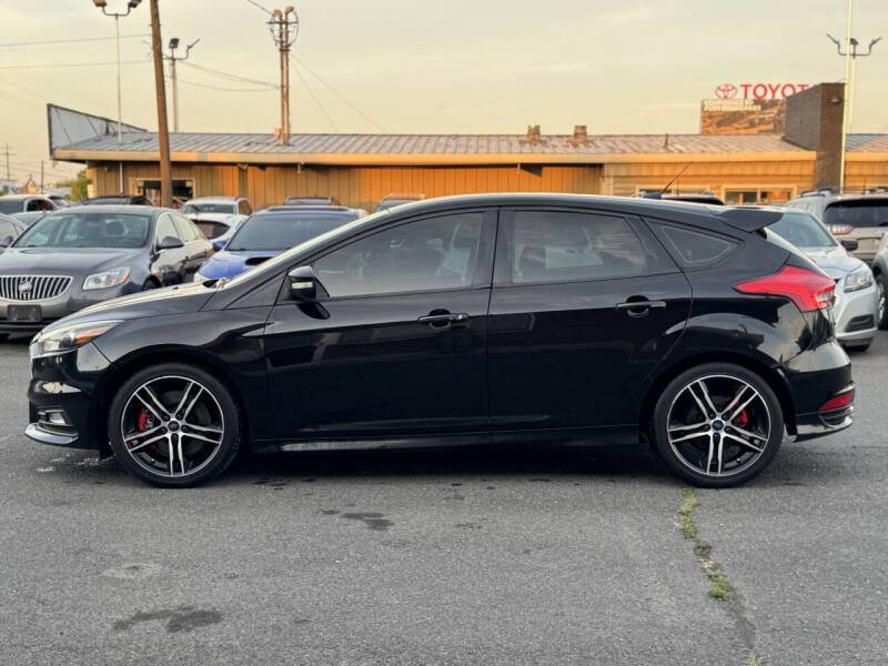 2016 Ford Focus ST