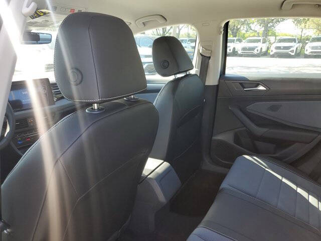 2025 Volkswagen Jetta SE