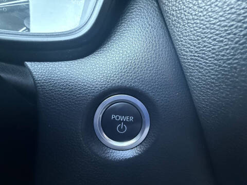 2017 Toyota Camry Hybrid LE