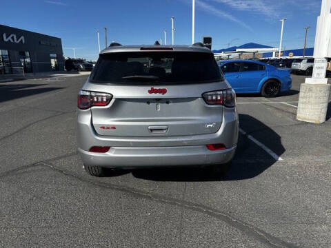 2023 Jeep Compass (Red) Edition