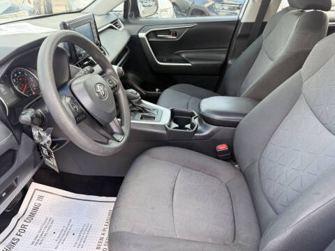 2020 Toyota RAV4 XLE