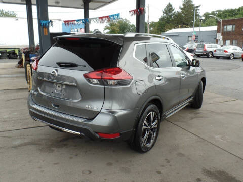 2017 Nissan Rogue SL