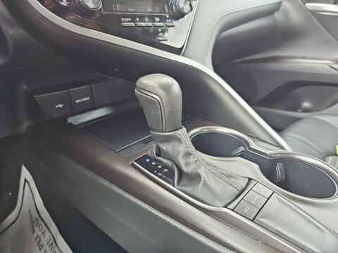 2024 Toyota Camry SE Nightshade