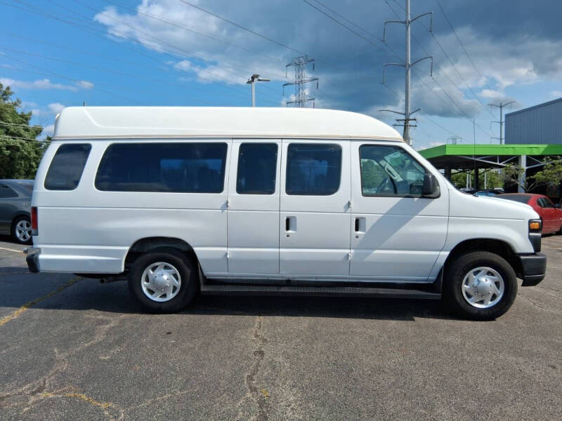 2009 Ford E-Series E-250