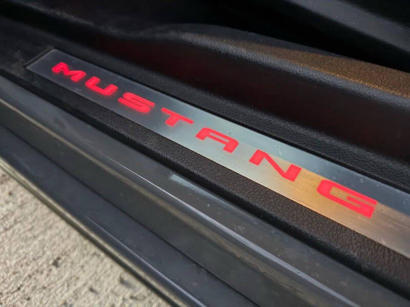 2011 Ford Mustang GT Premium