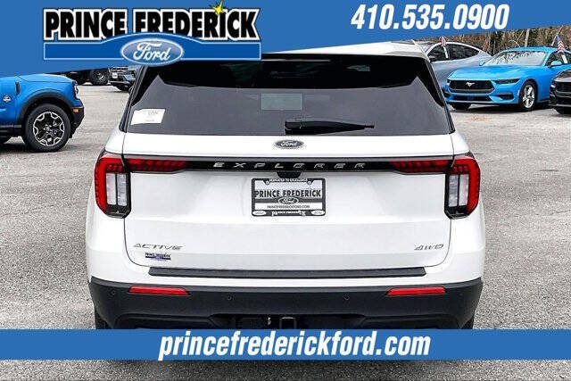 2025 Ford Explorer Active