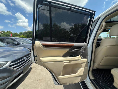 2016 Lexus LX 570