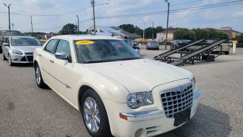 2007 Chrysler 300 for sale at Kelly & Kelly Supermarket of Cars in Fayetteville NC