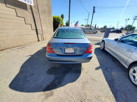 2004 Mercedes-Benz E-Class E 320