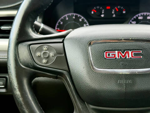 2017 GMC Acadia SLE-1